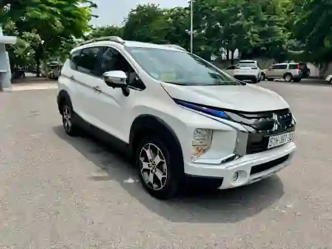 CẦM Ô TÔ ĐANG VAY NGÂN HÀNG