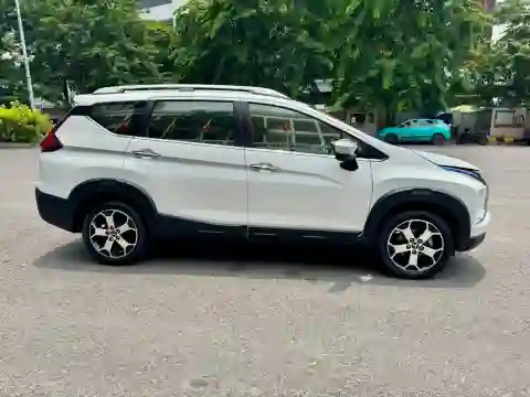 CẦM Ô TÔ ĐANG VAY NGÂN HÀNG