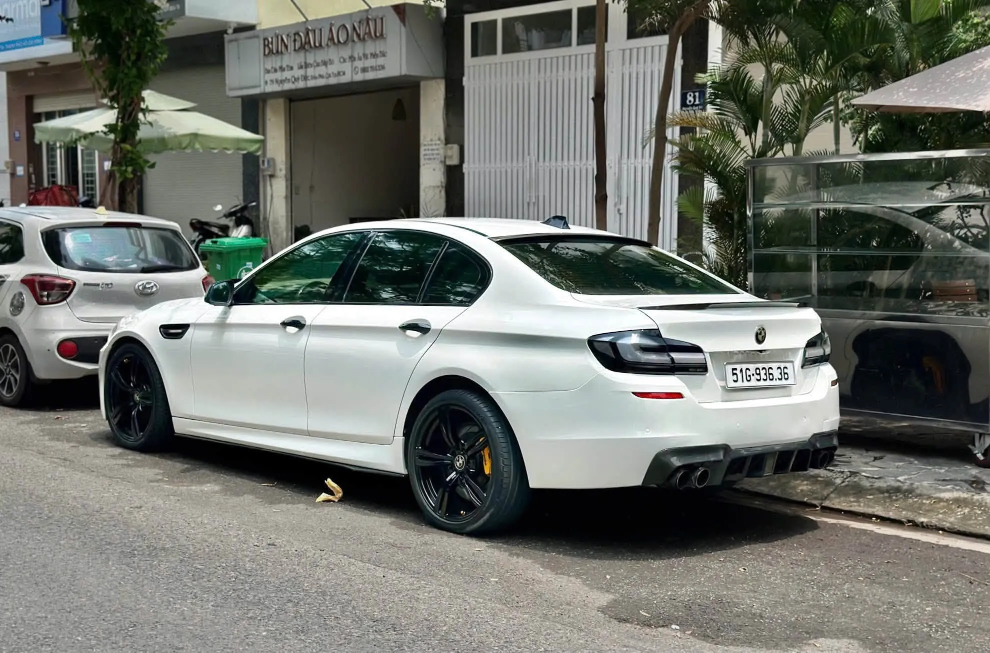 cầm xe ô tô