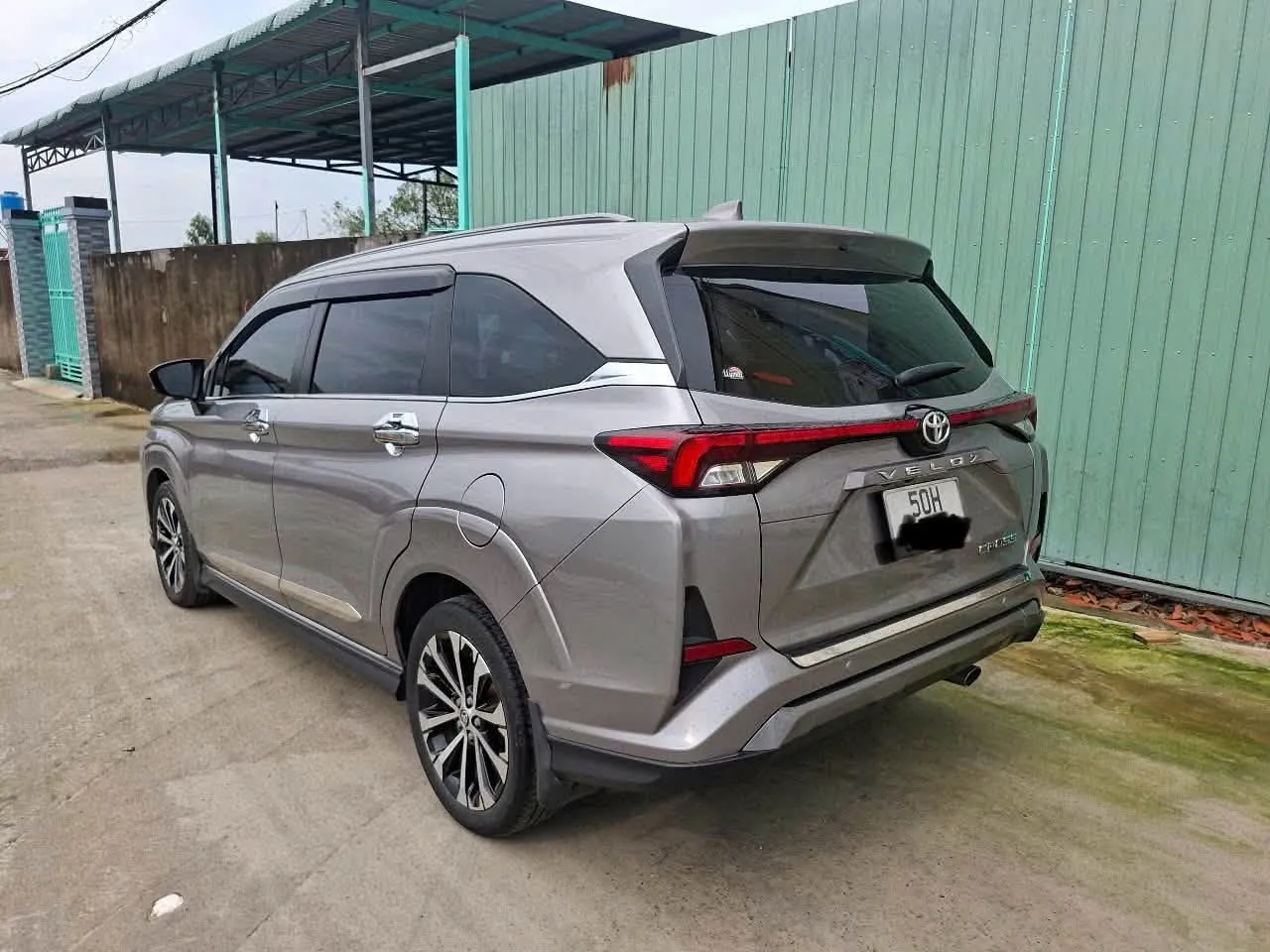 Cầm Xe Ô Tô Lãi Suất Thấp